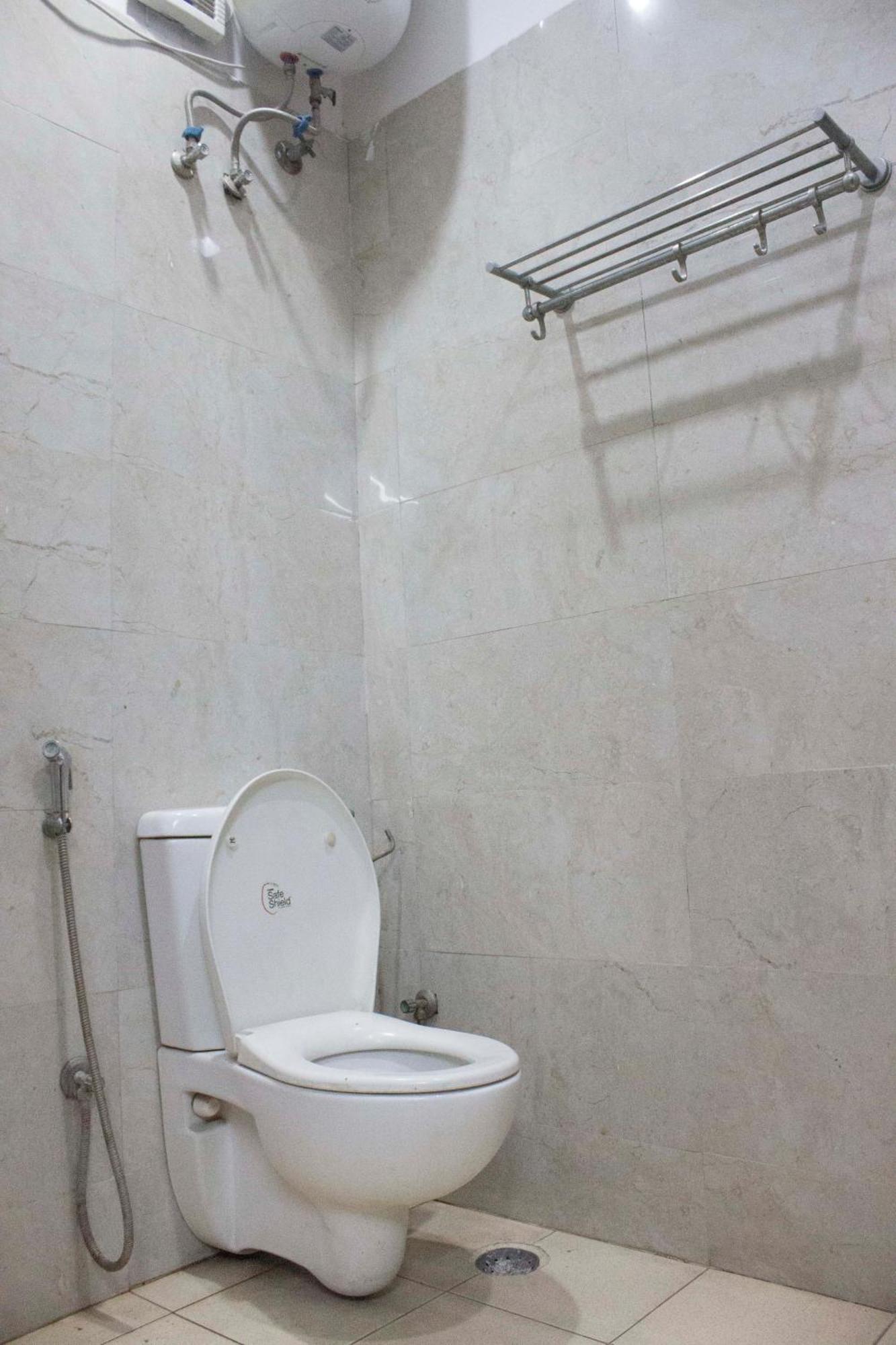 Jsb Hotel Faridabad Ngoại thất bức ảnh
